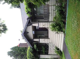 7563 11th Ave NE, Seattle, WA 98115