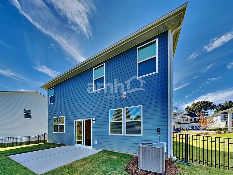 553 Rivermist Dr — Photo 28