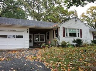 255 Hartwick St, Springfield, MA 01108