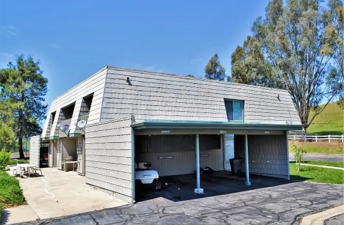 1 bed, 585 sqft, $1,895 — Photo 2