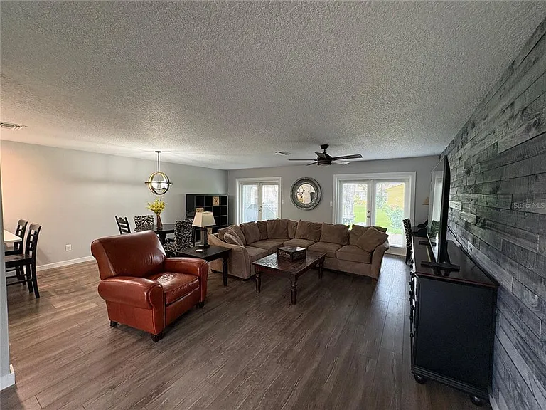 10010 Gannon Ln — Photo 63