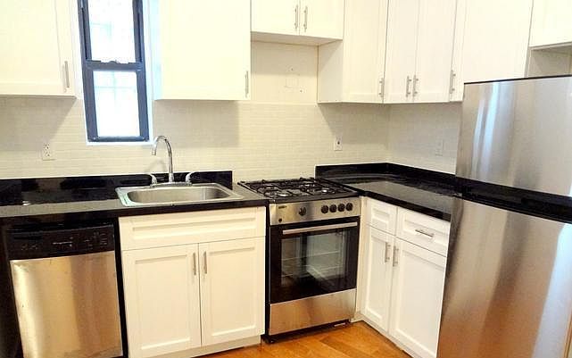 2nd image of 51 Clinton St
