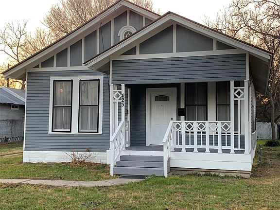 2nd image of 423 N La Grange St