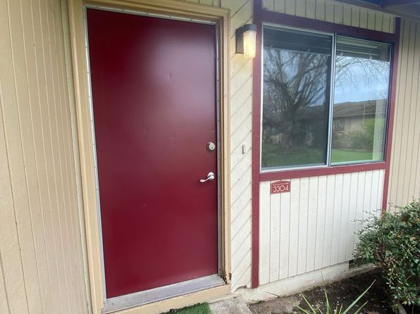 1 Bedroom 1 Bathroom at Hollywood Park Apartments, 3300 Hollywood Dr NE #3304, Salem, OR 97305