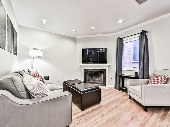 4th image of 2724 N Dayton St APT B