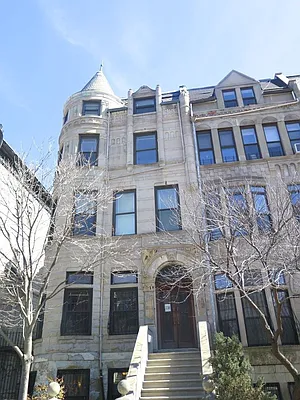 Sold by JRGOMES PROPERTIES LLC | media 4