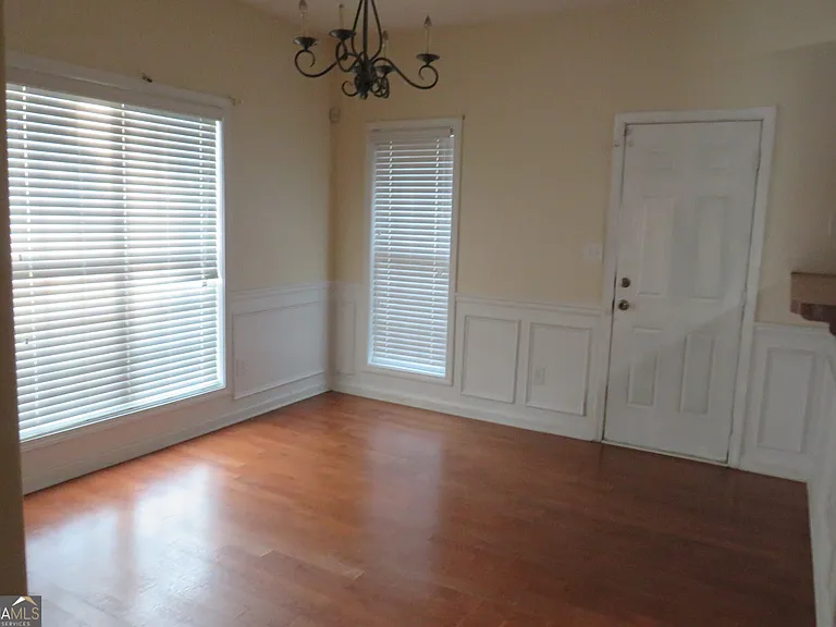 2718 Rocky Ct S — Photo 6