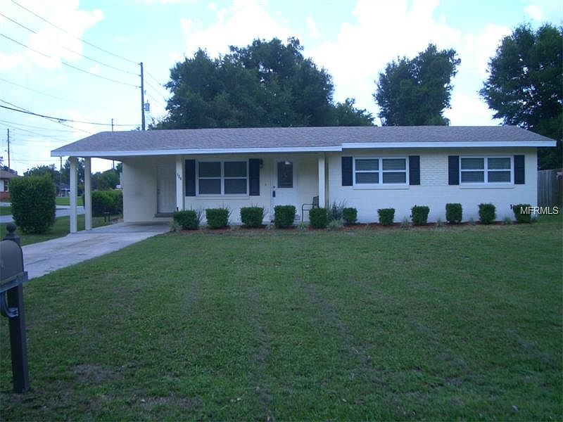 1st image of 120 E Holly Dr
