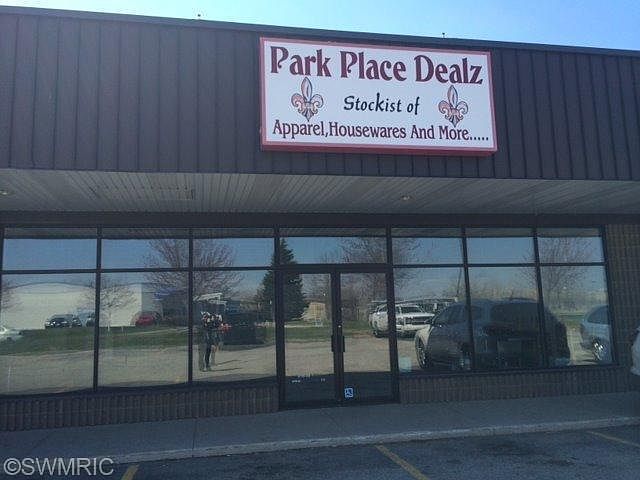 1st image of 2027 N Park Dr Ste B