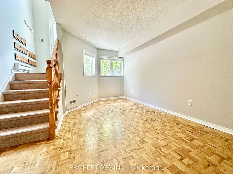 40 Merchant Ln #116 — Photo 6