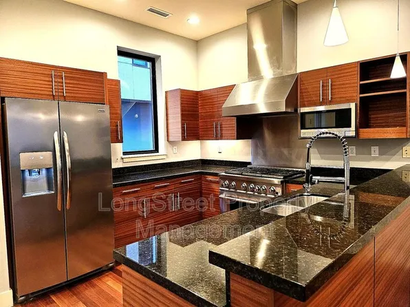 2176 NW 16th Ave, Portland, OR 97209