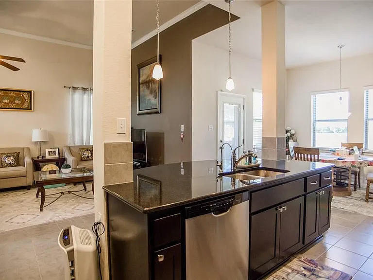 145 Pincea Pl — Photo 5