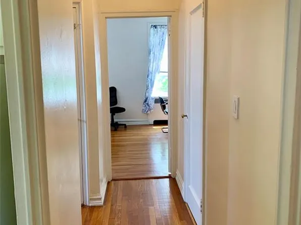 511 West 232nd Street image 9 of 12