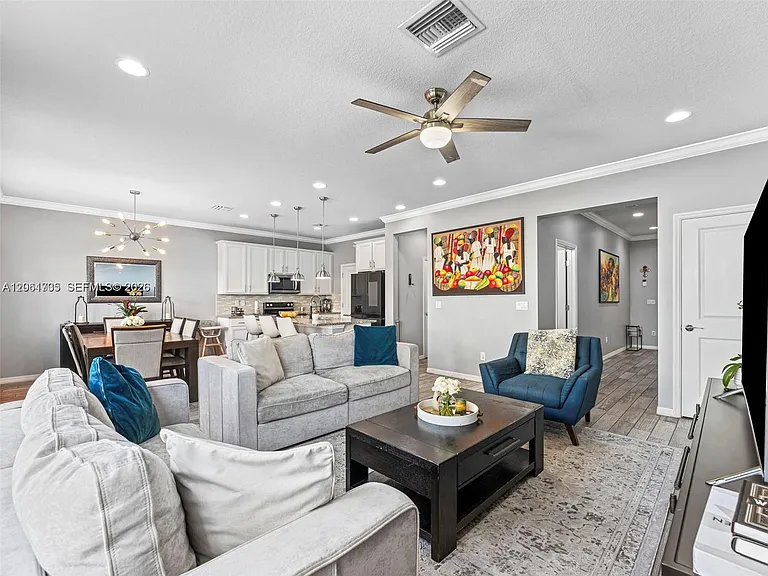 3953 Black Olive Ln #3953 — Photo 14