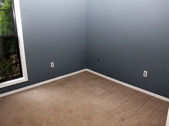 12x13 bedroom