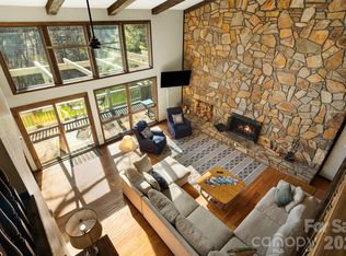 326 El Miner Dr, Mars Hill, NC 28754