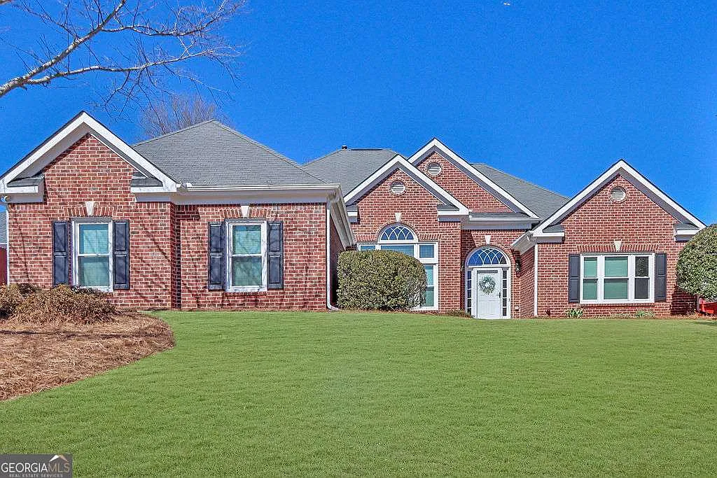 1040 Lewis Ridge Cir photo 1