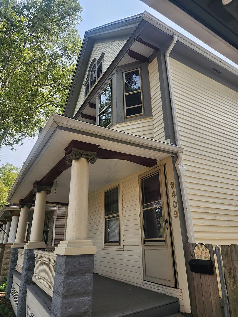 Building Photo - 3409 Chatham Ave