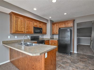1855 W Spruce St, Olathe, KS, 66061