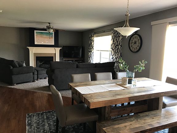 4th image of 1213 Railside Dr