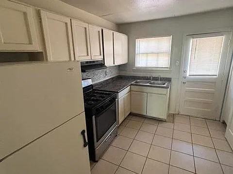 707 Carrie Ave — Photo 4