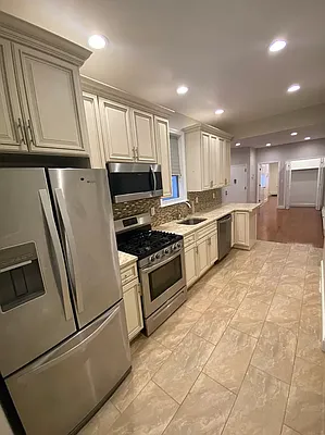 Rented by Pristine Property Solutions LLC | media 9