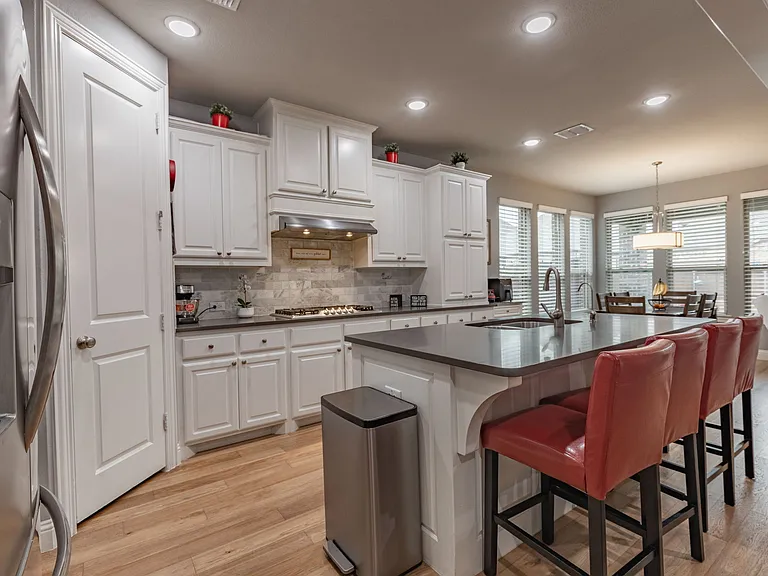 12163 Curry Creek Dr — Photo 14