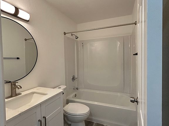 5th image of 7726 Duben Ave #2