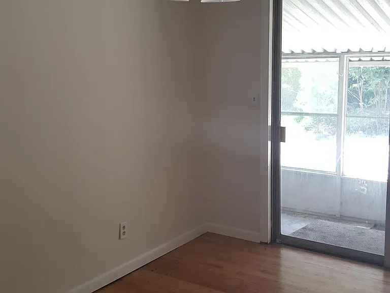 1828 Cypress St — Photo 10
