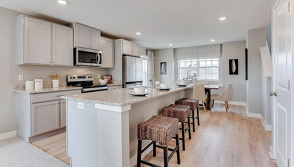 4 bed, 1687 sqft, $3,150 — Photo 1