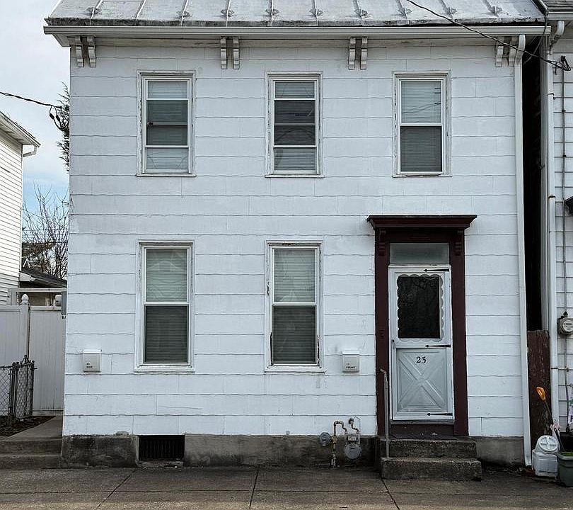 1st image of 23 W Simpson St