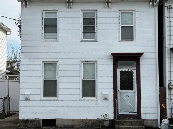23 W Simpson St, Mechanicsburg, PA 17055