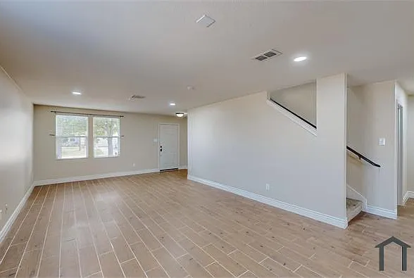 1100 Doc Holliday Dr — Photo 9