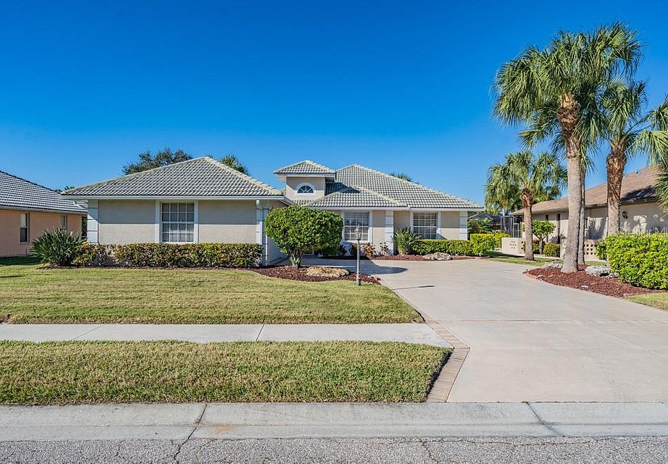 1st image of 127 Venice Palms Blvd
