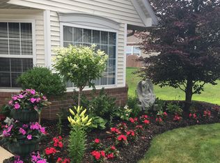 1410 Camden Ridge Blvd, Akron, OH 44312