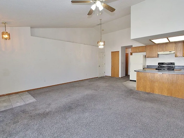 2523 E Spruce St #B — Photo 1