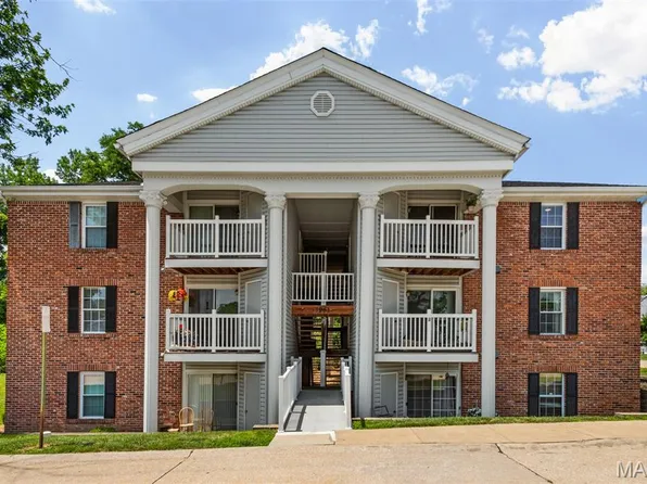 1961 Marine Terrace Dr APT L, Saint Louis, MO 63146