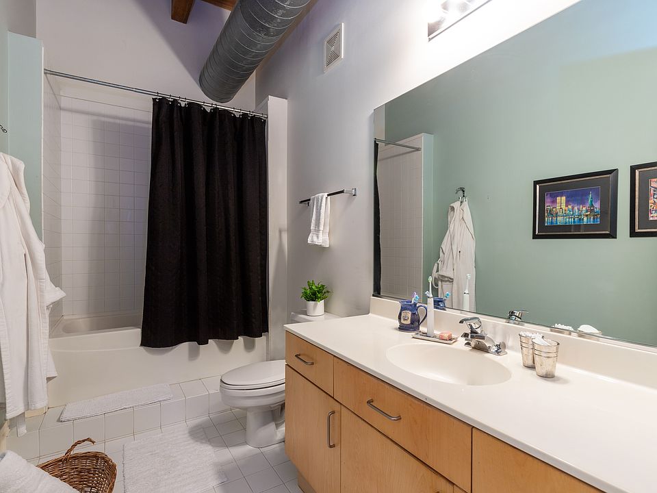 1st image of 1133 S Wabash Ave APT 705