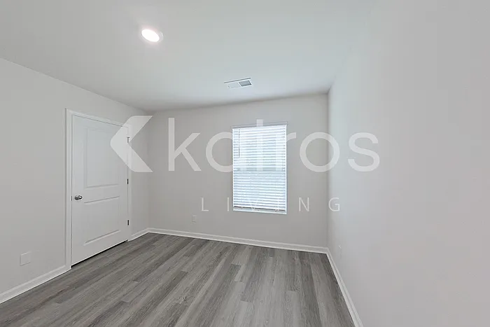 134 Inez Ave — Photo 20