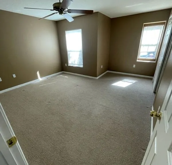 10934 Johanna Ave — Photo 12