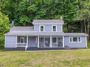 18 Ann St, Columbia, NJ 07832