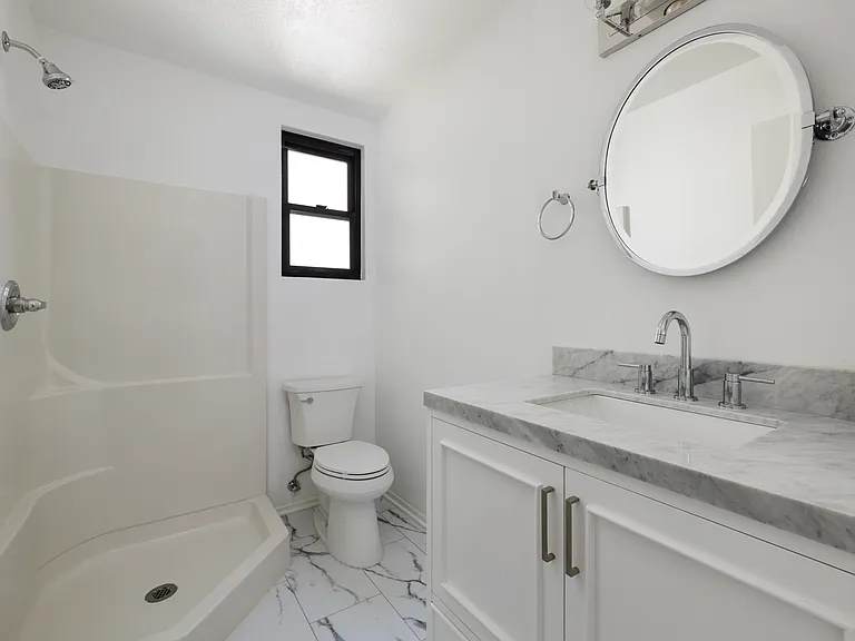 121 Burton Cir #2 — Photo 17