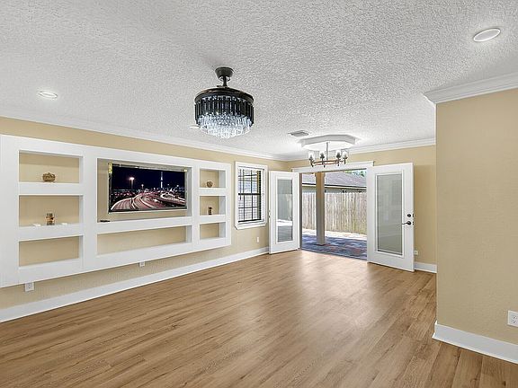 5th image of 70A Dolphin Blvd E