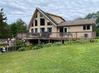 83 Vaughn Hollow Rd, Coventry, RI 02827