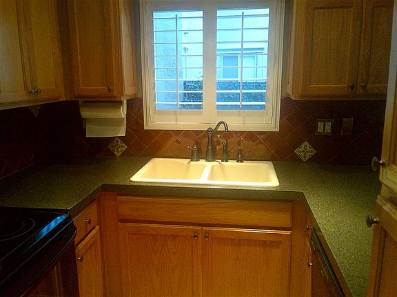 4th image of 11235 Avenida De Los Lobos Unit F
