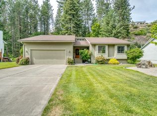 955 E Loch Maree Dr, Hayden Lake, ID 83835