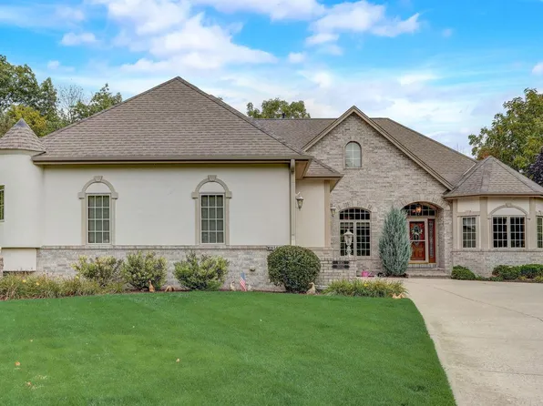 W165S6842 Southview COURT, Muskego, WI 53150