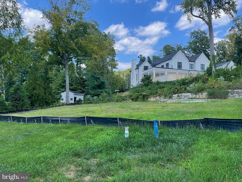 2nd image of 6611 Lybrook Ct