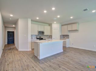 2422 White Daisy Hl, Converse, TX 78109