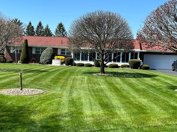 7 Orchard Ave, Nanticoke, PA 18634